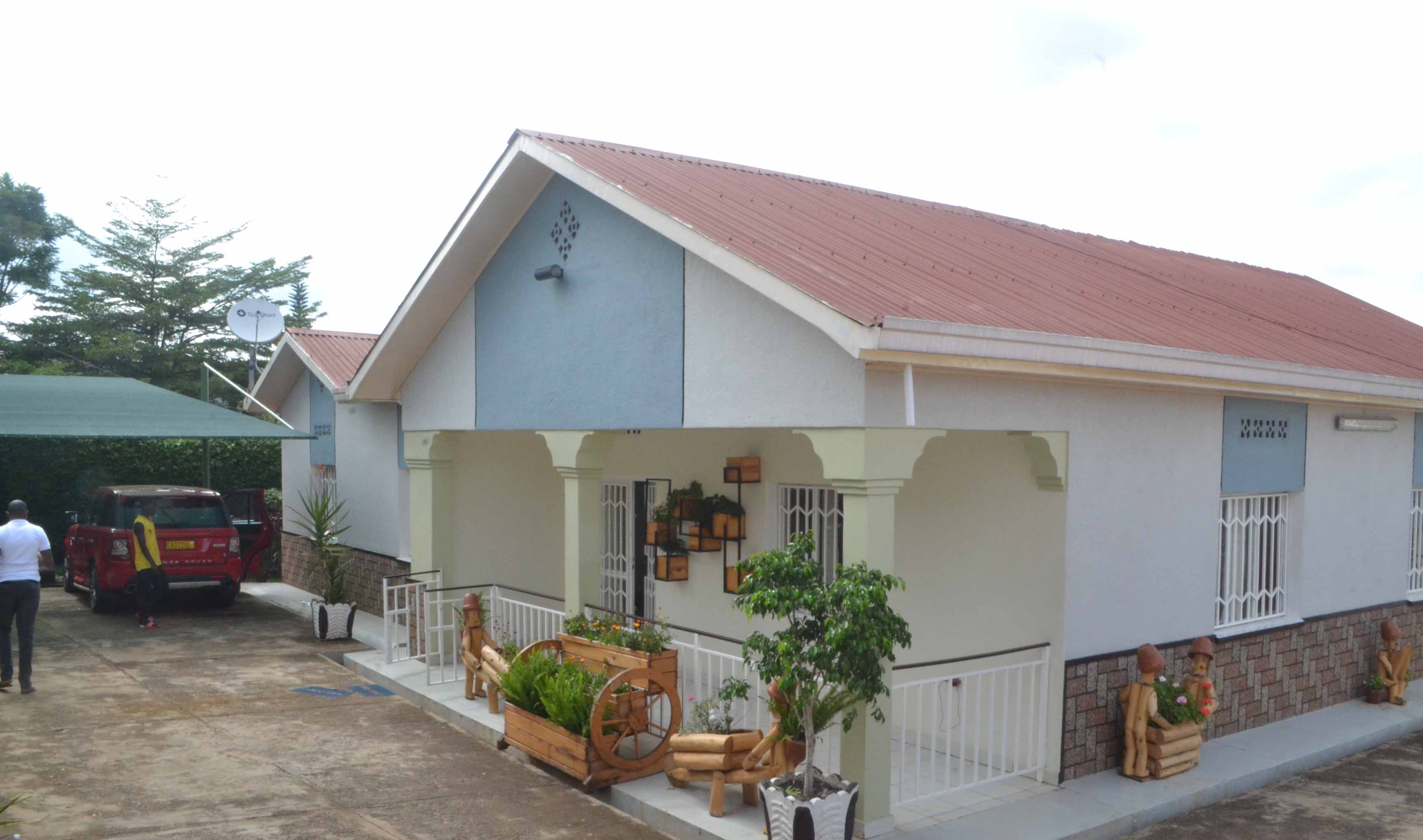 Read more about the article House opposite Fairview building for Rent